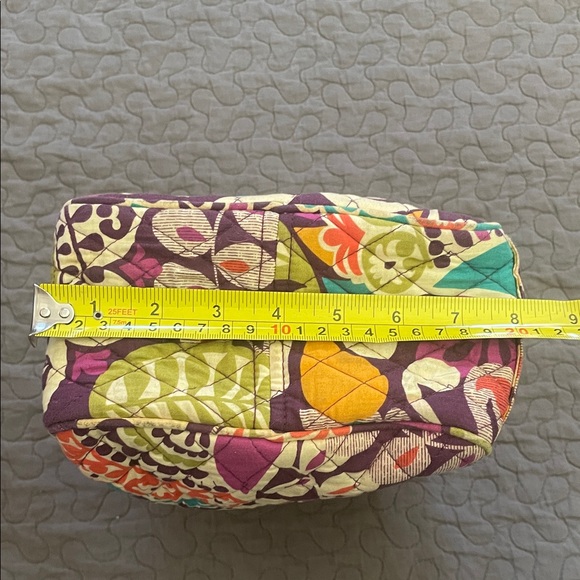 Vera Bradley Plum Crazy insulated lunch or bottle bag - Picture 6 of 8